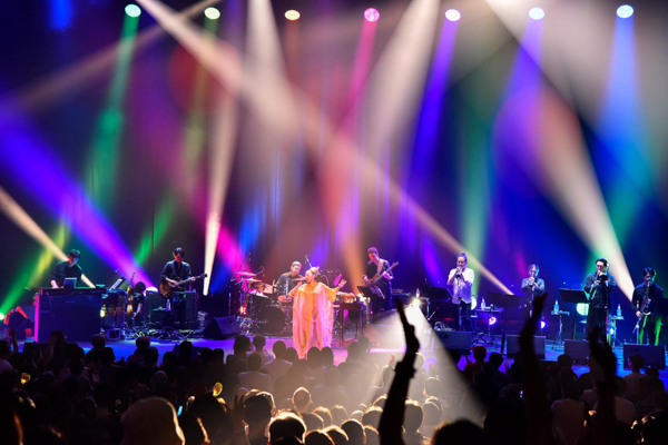 MISIA、名曲をスペシャルバンドと共にジャズアレンジで披露！