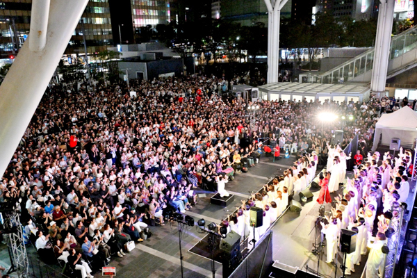 中島美嘉、九州最大級の市民参加型歌唱イベント「Sing!HAKATA」フィナーレに出演！4,500人から感涙の拍手！