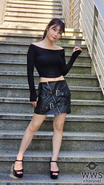 三田のえ、ミニ丈ブラックコーデで美脚アピール！「ワクワクさせられることをやりたくてどんどん面白い感じに・・・」