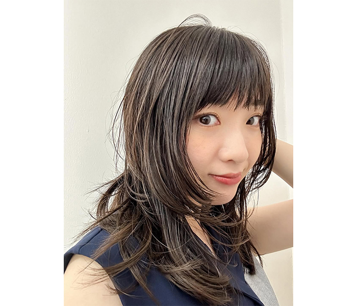 有安杏果「最近のマイブーム」レイヤー入りヘアスタイルでファン魅了