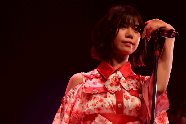元スパガ・渡邉幸愛、4年ぶりにアイドル復活！OGによる一夜限りのプロデュース公演に渡邉「本当に感無量」今年12月の15周年ライブではOGメンバー8名出演発表に会場どよめき！