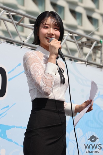 【動画】河北彩伽、大人っぽいシックな衣装で「TREND GIRLS撮影会2025 大磯ロングビーチ」出演の感想を語る！