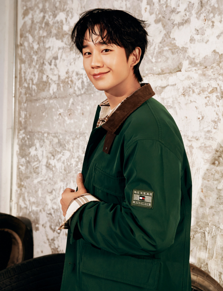 トミー ヒルフィガー、韓国の俳優チョン・へインを起用した2025 Fall「THE HILFIGER RACING CLUB」を発表