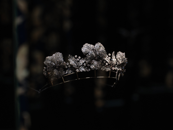 大阪・関西万博 2025 のフランス館にて、エキシビション『Chaumet, an Ode to Living Nature ショーメ、自然美への賛歌』
