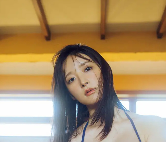 音大卒の注目美女・山崎あみが初表紙＆巻頭10P飾る！『FLASH』9月2日(火)発売