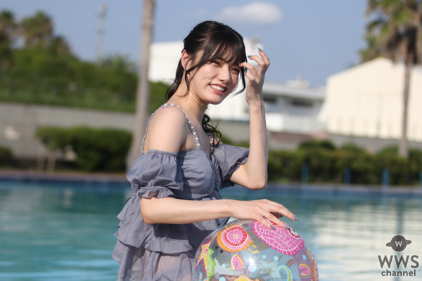 宮下玲奈、クラシカルなツイード調ビキニでしなやかなデコルテとメリハリくびれを上品に魅せる！＜TREND GIRLS撮影会2025 大磯ロングビーチ＞