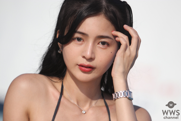 李尾巴＆辰辰、ミニマルなブラックの艶感たっぷり高級ムードなビキニで登場＜TREND GIRLS撮影会2025 大磯ロングビーチ＞