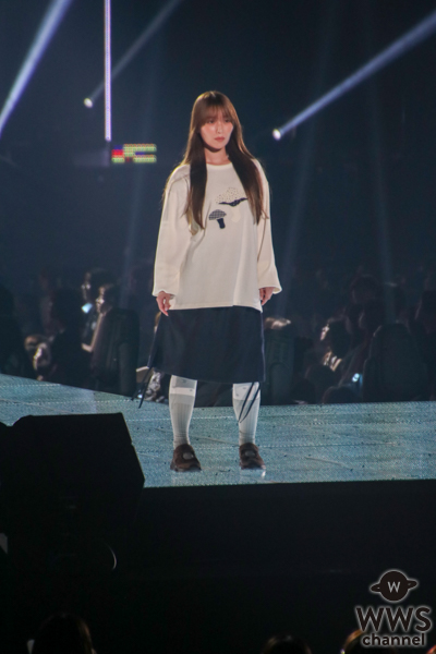 櫻坂46・守屋麗奈、可愛らしい秋コーデでファッションショーに登場！＜マイナビ TGC 2025 A/W＞