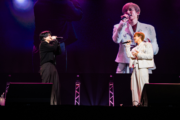 INI(アイエヌアイ)尾崎匠海＆藤牧京介が初フェス出演！多彩なセットリスト、圧巻の歌唱力で観客を魅了！