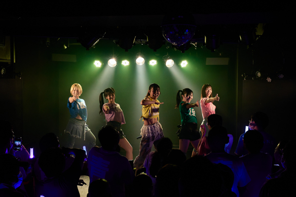 アップアップガールズ（仮）、新体制初のワンマンライブ『アップアップガールズ（仮）From ZERO～そして宇宙へ～』開催