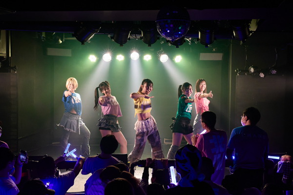 アップアップガールズ（仮）、新体制初のワンマンライブ『アップアップガールズ（仮）From ZERO～そして宇宙へ～』開催