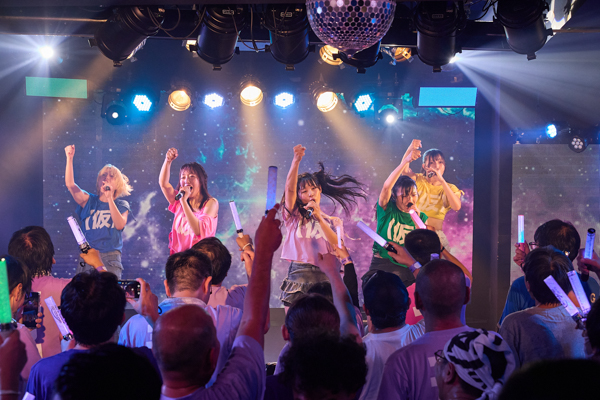 アップアップガールズ（仮）、新体制初のワンマンライブ『アップアップガールズ（仮）From ZERO～そして宇宙へ～』開催