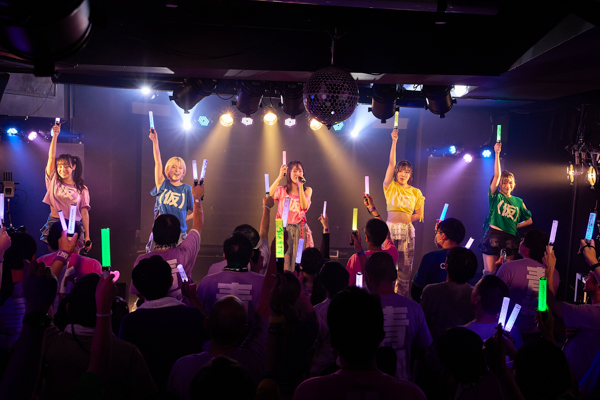アップアップガールズ（仮）、新体制初のワンマンライブ『アップアップガールズ（仮）From ZERO～そして宇宙へ～』開催