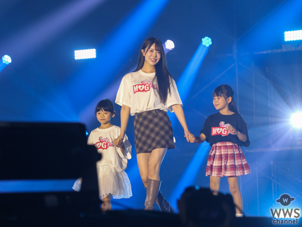 【写真特集】RiNCENT#・雪乃椛鈴、美脚あらわなミニ丈衣装でランウェイを歩く！〈GIGA•GIGA SONIC presented by UtaTen / チェキチャ！〉