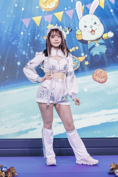 【イベントレポート】everyliveのハロウィンイベント『Cosmic Halloween Party』が開催!ライバーたちが仮装で対決!