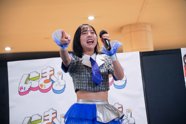 アップアップガールズ（２）新曲初披露！『にきちゃん Road to Zepp アップアップガールズ（２）×ロージークロニクル』発表！10月26日にきちゃん大勝負っ！に向けて！フリーライブin汐留【レポート】