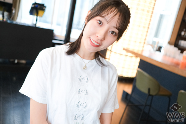 藤江れいな＆山本瑠香、タイトなパンツスタイルで表参道ティアラランウェイのファッションポイントを語る！