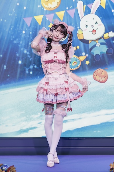【イベントレポート】everyliveのハロウィンイベント『Cosmic Halloween Party』が開催!ライバーたちが仮装で対決!