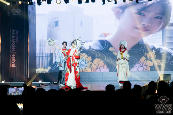 【動画】【FACE of ASIA】日本代表・Kiala、Aoi、朝日茉椰、伝統衣装で登場！着物クリエーターはとり、岩田ペリエ眞知子が優雅にコーディネート。＜Asia Model Festival 2025＞