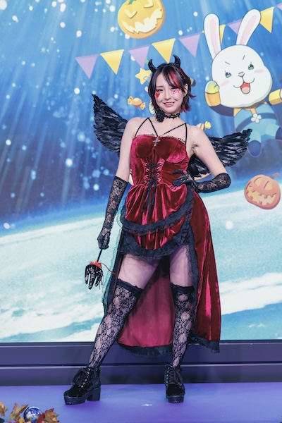 【イベントレポート】everyliveのハロウィンイベント『Cosmic Halloween Party』が開催!ライバーたちが仮装で対決!