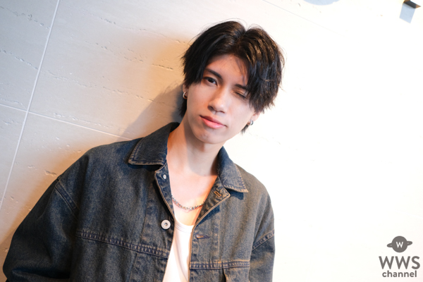 ミスターWWS＆総合グランプリ・九穏祐聖がカッコいいデニム衣装で表参道ティアラランウェイのファッションポイントを語る！
