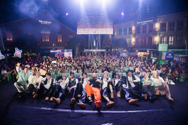PSYCHIC FEVER＆WOLF HOWL HARMONY、シンガポールにて開催の世界三⼤⾳楽⾒本市「MUSIC MATTERS LIVE 2025」でパフォーマンス！