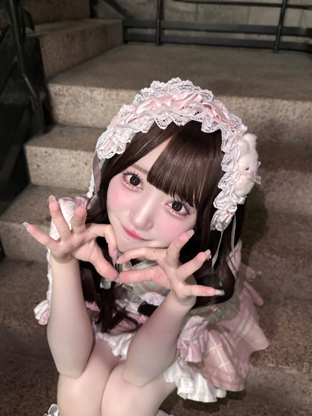 「私の顔 超たまんないでしょ？」田島櫻子、キュートすぎるショットにファン悶絶「たまらんち」「超たまんない！」