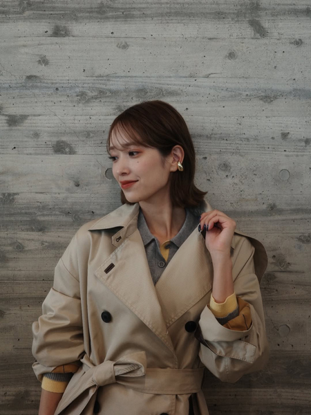 佐々木久美、トレンチコートを着こなす秋のコーデ披露