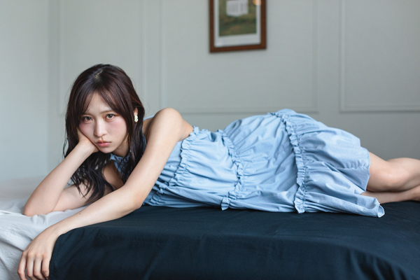 AKB48小栗有以、1stフォト＆スタイルブック 2025年12月5日発売決定！