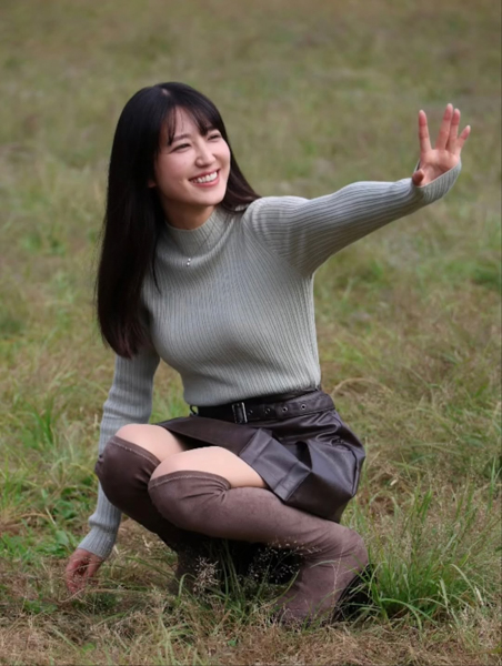 日本一かわいい剣道女子・佐藤あかり、かっこかわいい秋コーデ公開に「かわいすぎ」の声
