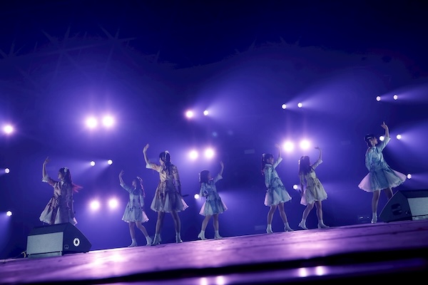 【写真特集】22/7（ナナブンノニジュウニ）、可愛すぎる衣装でパフォーマンス！〈GIGA•GIGA SONIC presented by UtaTen / チェキチャ！〉
