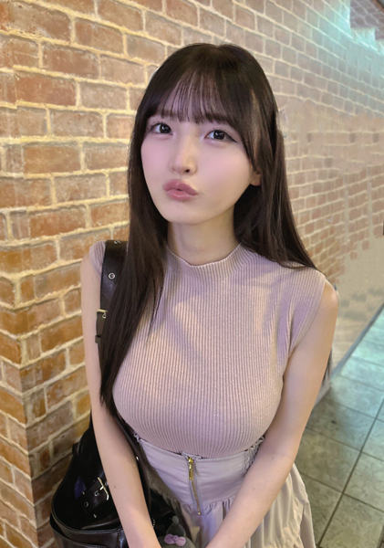 由良ゆら、お姉さん感あふれるノースリーブ衣装でファン悩殺！！