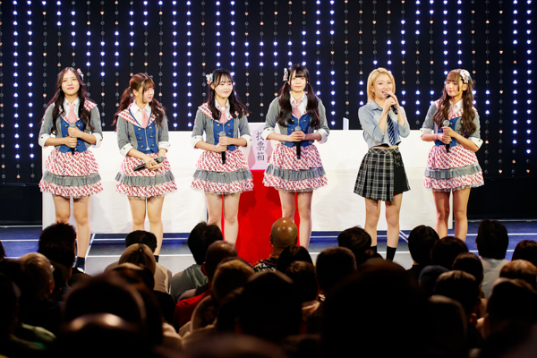 NMB48・塩月希依音が三代目キャプテンに就任！金髪ショートにヘアチェン「これまで髪の色を染めたこともありませんでした。メンバーからも『かっこいい』と言われて嬉しい」