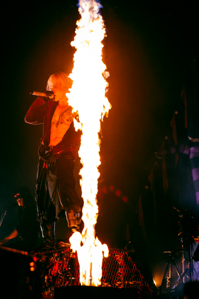 HYDE、10月25日『HYDE [INSIDE] LIVE 2025 WORLD TOUR -JAPAN FINAL-』オフィシャルライヴレポートが到着！また、HYDEオリジナル・アルバム「JEKYLL」2026年春発売！