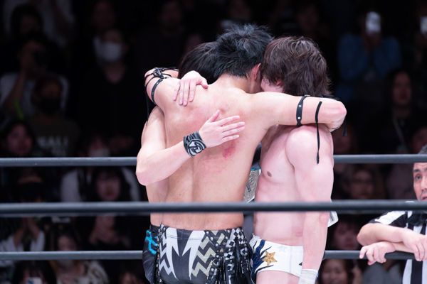 THE RAMPAGE 武知海青、プロレス王鈴木みのるとの対戦を乗り越えて初のKO-D6人タッグ王座死守！