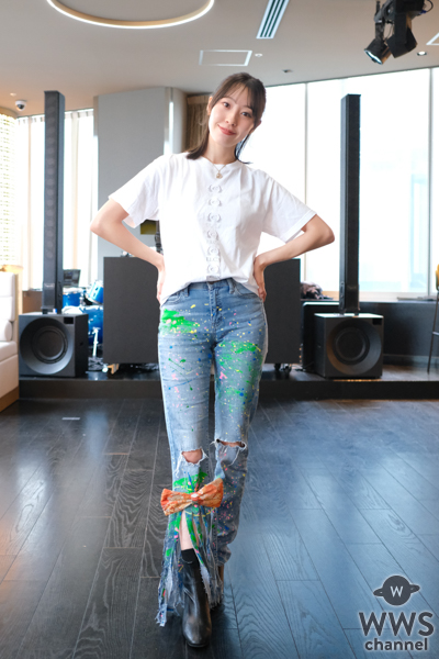 藤江れいな＆山本瑠香、タイトなパンツスタイルで表参道ティアラランウェイのファッションポイントを語る！
