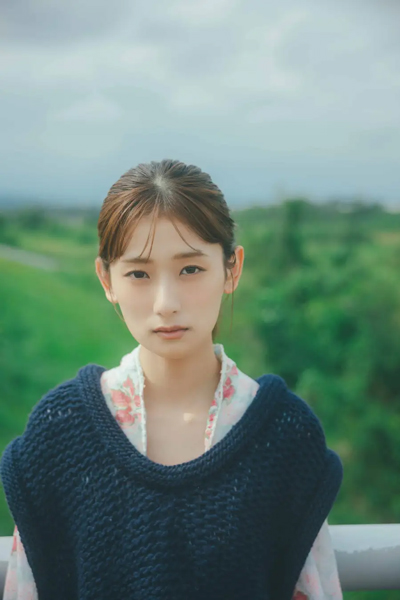 櫻坂46・遠藤理子＆村井優が「B.L.T.12月号」の表紙＆巻頭に登場！さらに井上梨名の卒業記念カットも！！