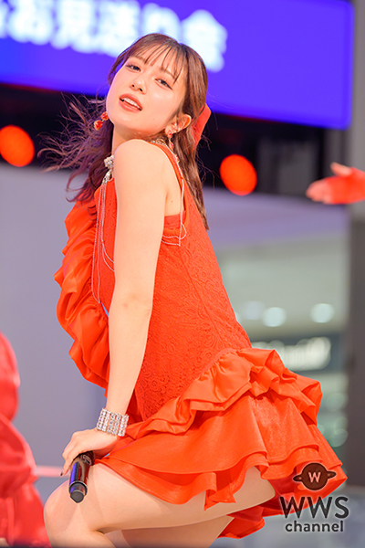 【写真特集】Juice=Juice、情熱的な真っ赤なドレス姿で新シングル「四の五の言わず颯(さっ)と別れてあげた:盛れ！ミ・アモーレ」を披露！