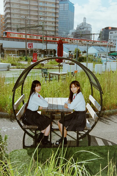 櫻坂46・遠藤理子＆村井優が「B.L.T.12月号」の表紙＆巻頭に登場！さらに井上梨名の卒業記念カットも！！