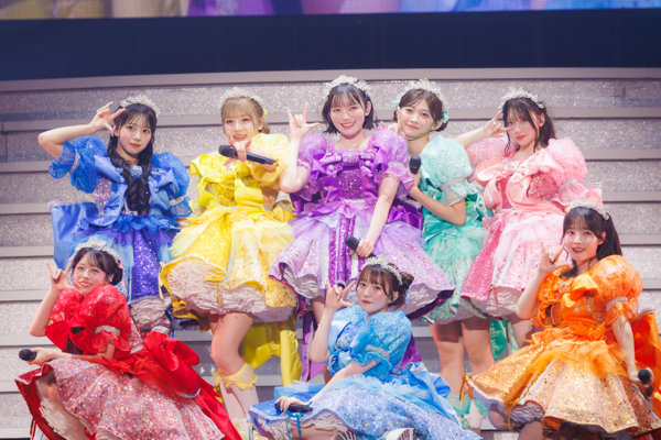 CUTIE STREET、初の全国ツアーで48,000人を動員!ツアーファイナル公演で見せた8人とファンの絆
