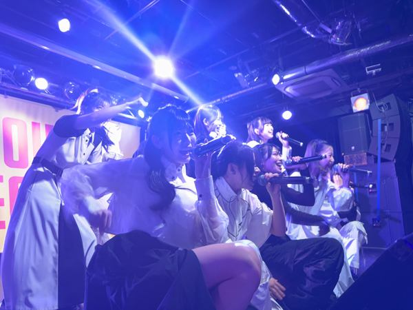 WHITE SCORPION 結成2周年をリリイベ＠渋谷タワーにてファンとともに祝う