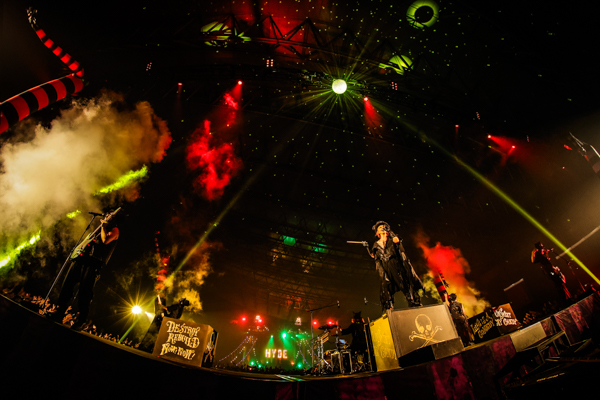 HYDE、10月25日『HYDE [INSIDE] LIVE 2025 WORLD TOUR -JAPAN FINAL-』オフィシャルライヴレポートが到着！また、HYDEオリジナル・アルバム「JEKYLL」2026年春発売！