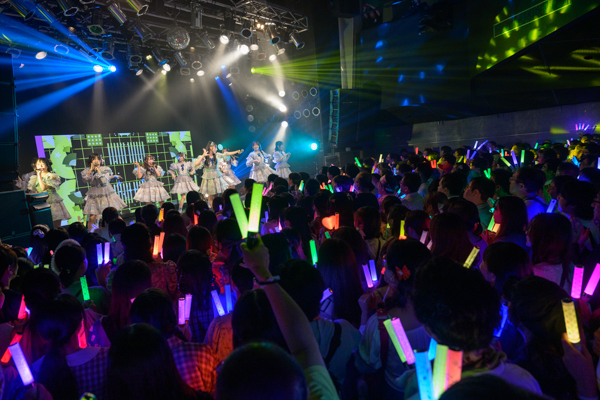 可憐なアイボリーが4周年を記念したワンマンライブを開催！ライブと演技が融合したステージに挑戦し、メンバー12人全員が主役としてカレアイの新たな可能性を届ける！＜オフィシャルレポート＞