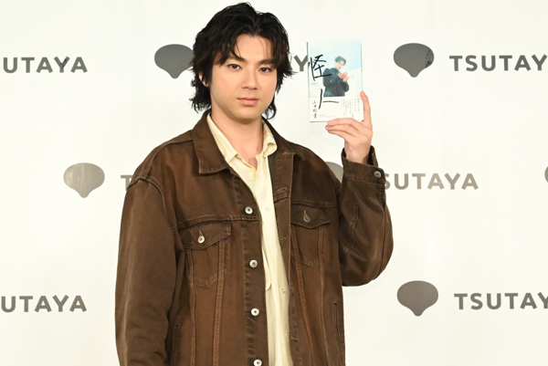 山田裕貴「ファンの人たちに、形に残るもので恩返しを」約6年間に渡る「TVガイドdan」連載の集大成「怪人」発売！