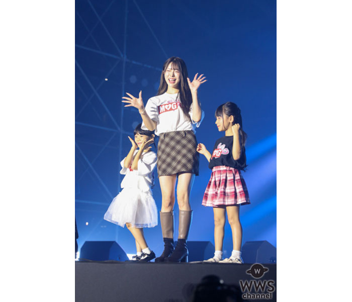 【写真特集】RiNCENT#・雪乃椛鈴、美脚あらわなミニ丈衣装でランウェイを歩く！〈GIGA•GIGA SONIC presented by UtaTen / チェキチャ！〉