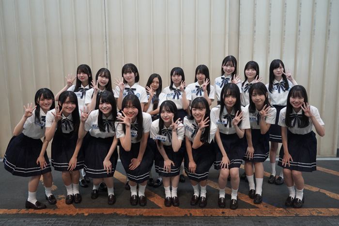 STU48、12thシングル劇場盤発売記念イベントを京都で開催！4期研究生18名が初の握手会に参加、ファンとの交流を深める