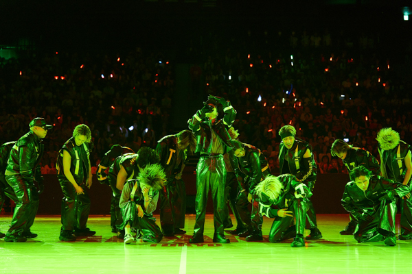 EXILE TRIBE、TOYOTA ARENA TOKYOで開催されたアルバルク東京ホームゲームに登場！