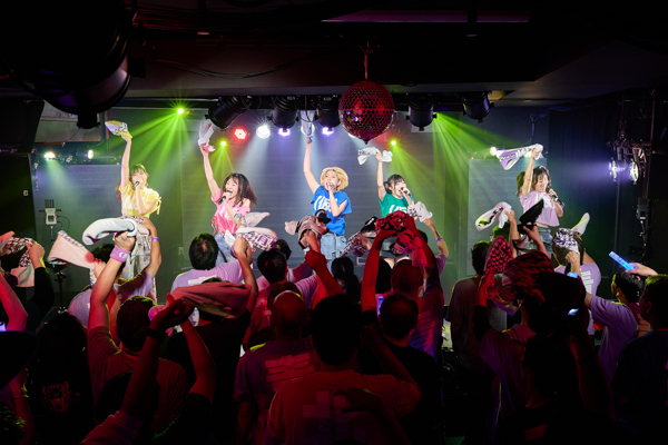 アップアップガールズ（仮）、新体制初のワンマンライブ『アップアップガールズ（仮）From ZERO～そして宇宙へ～』開催