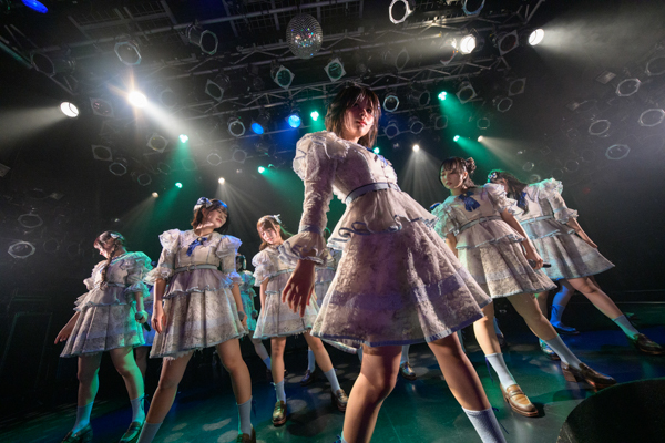 可憐なアイボリーが4周年を記念したワンマンライブを開催！ライブと演技が融合したステージに挑戦し、メンバー12人全員が主役としてカレアイの新たな可能性を届ける！＜オフィシャルレポート＞