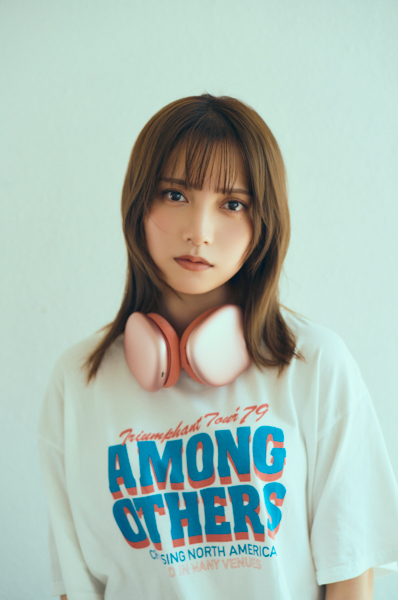 「推し活女優」桃月なしこ、PARADE表紙に初登場！由良ゆらも誌面登場